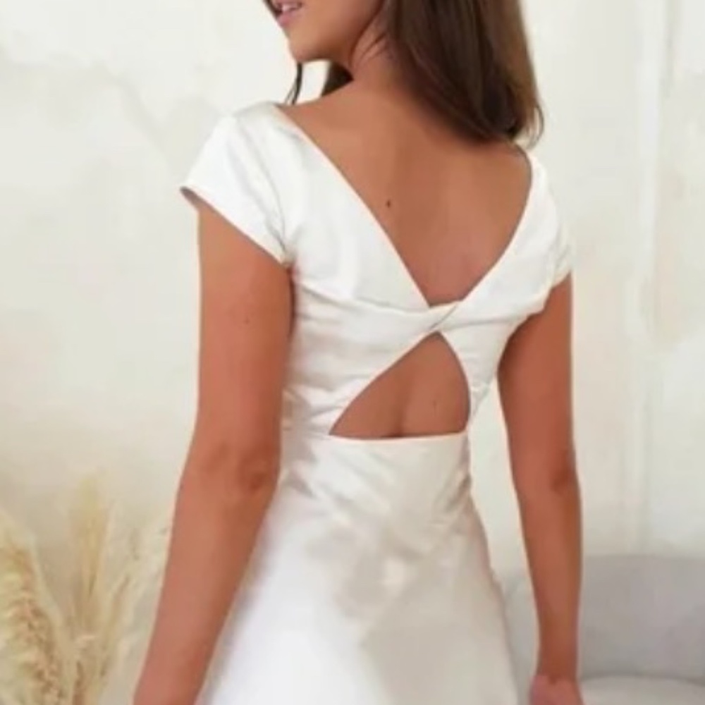 Ranela Twist Back Detail Midi - White